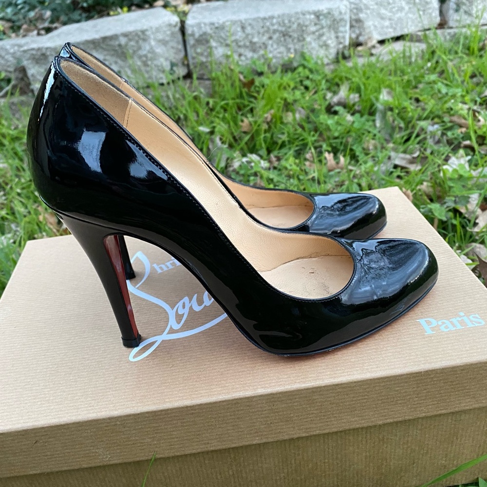 Christian Louboutin Decolette 100 heel